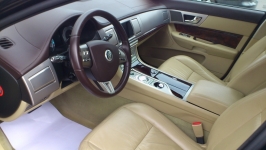 nettoyage intérieur voiture jaguar